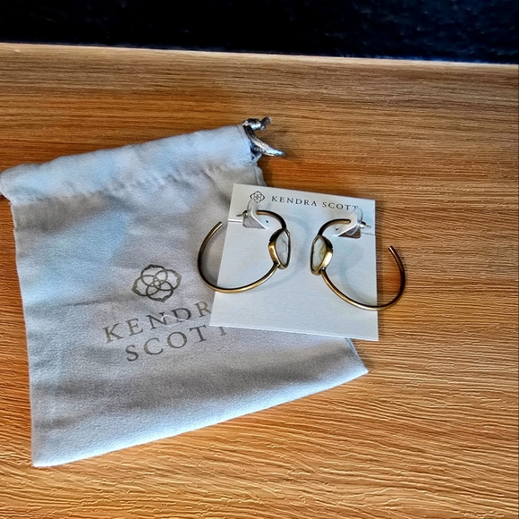 *Rare* Kendra Scott Margot Hoop Earrings Abalone Vintage Gold - Picture 2 of 3